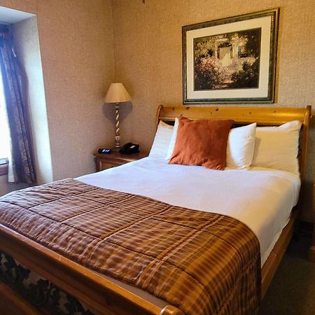 Altland House Inn & Suites Abbottstown Esterno foto