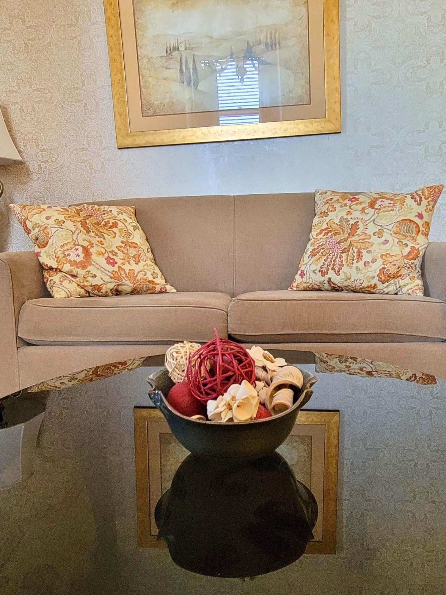 Altland House Inn & Suites Abbottstown Esterno foto