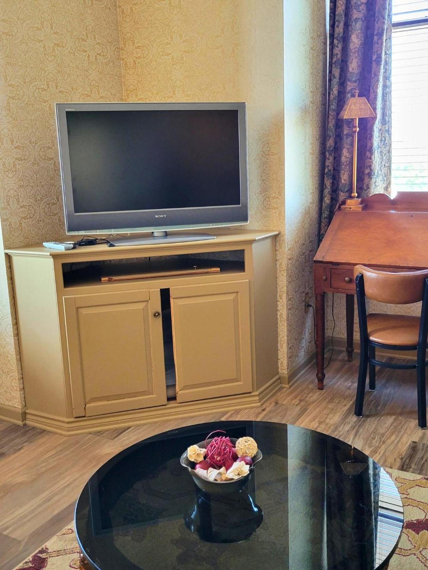 Altland House Inn & Suites Abbottstown Esterno foto