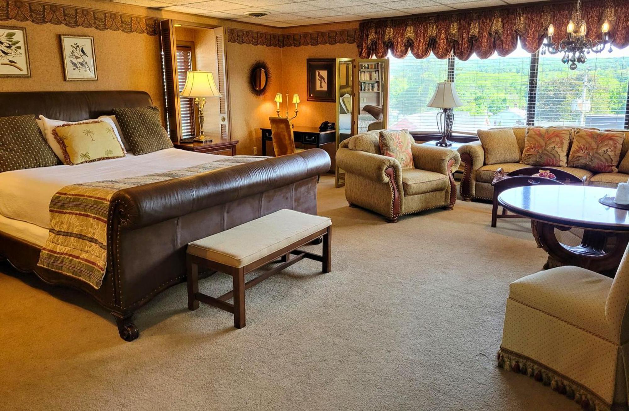 Altland House Inn & Suites Abbottstown Esterno foto