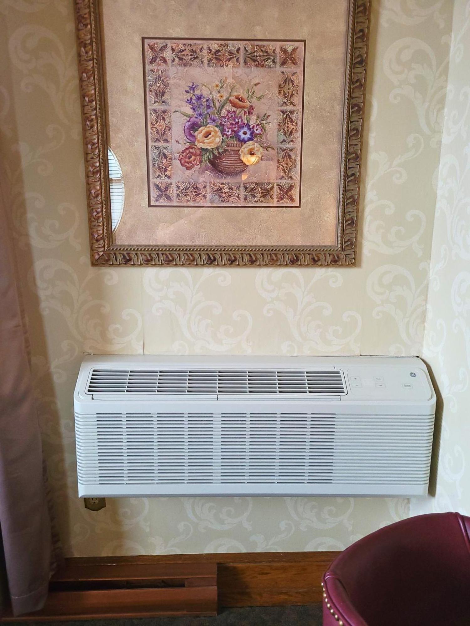 Altland House Inn & Suites Abbottstown Esterno foto